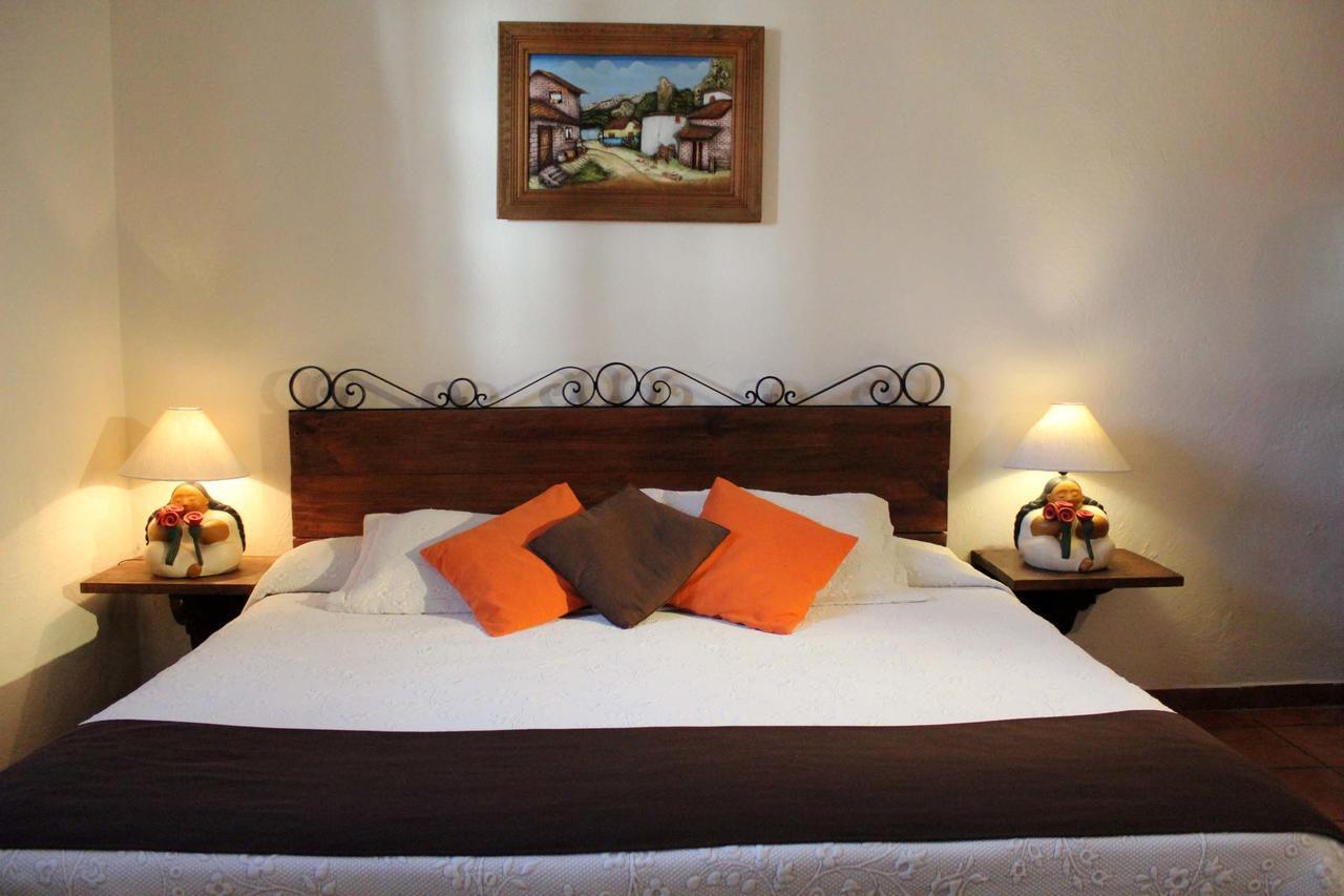 Hotel Posada Real Тапалпа Екстериор снимка